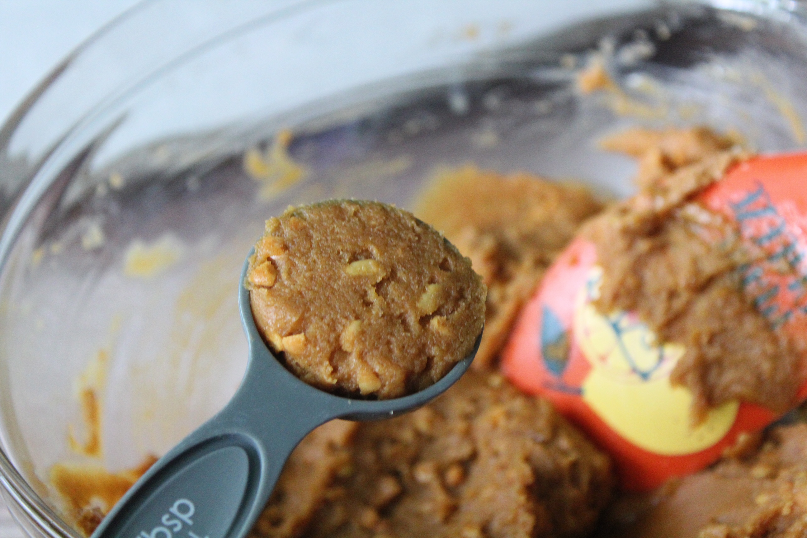 Easy Crunchy Peanut Butter Cookies (4 Ingredients) Spoon Me Slender