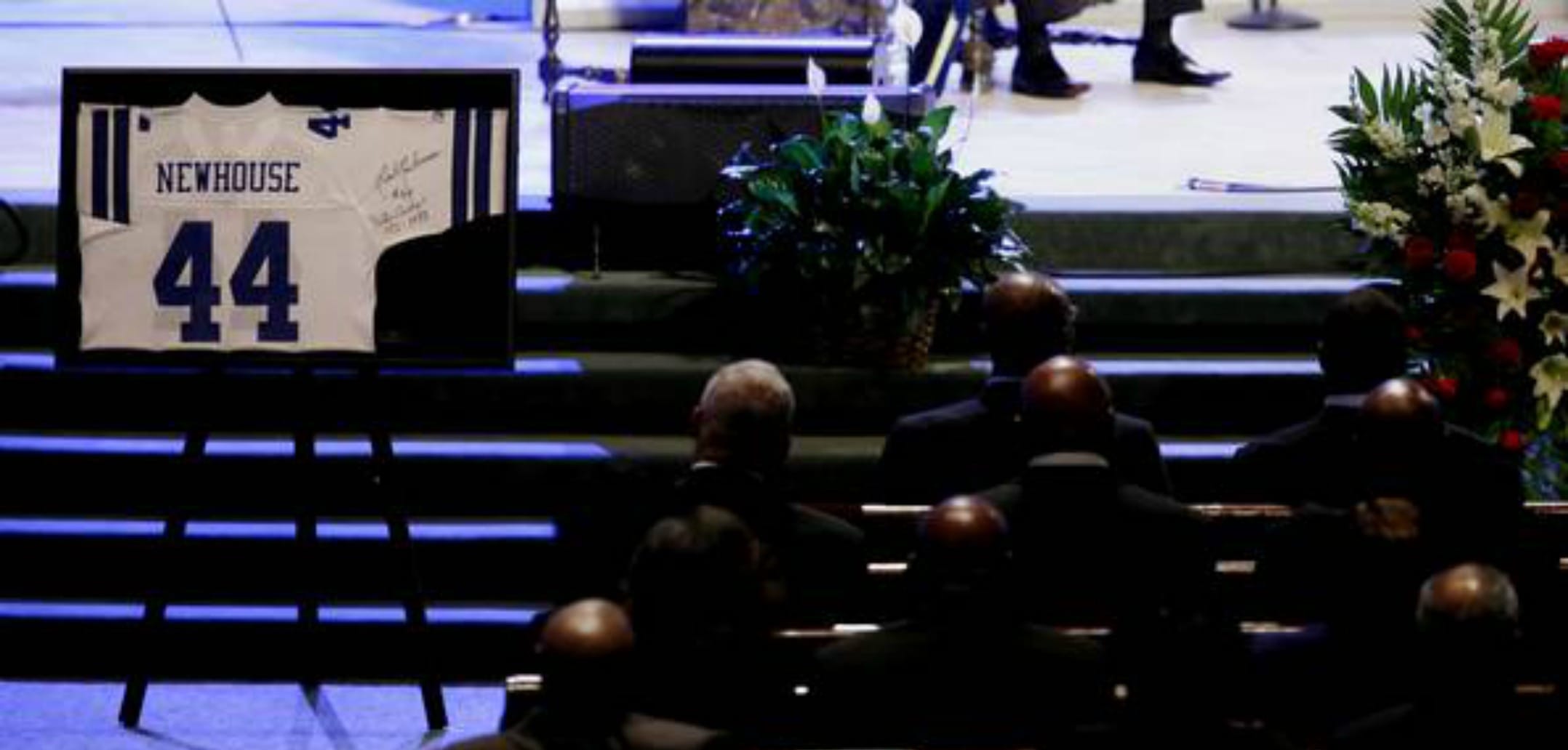 Former Cowboys Players Attend Robert Newhouse' Funeral