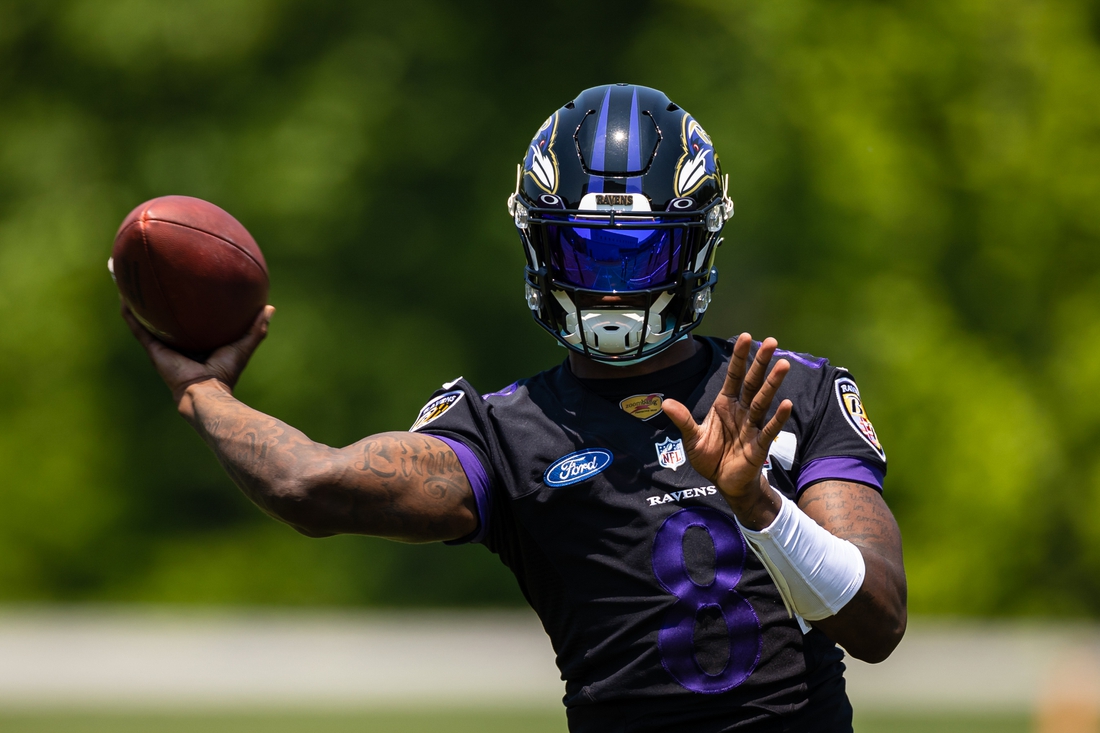 Baltimore Ravens' Lamar Jackson focused on Super Bowl, not contract