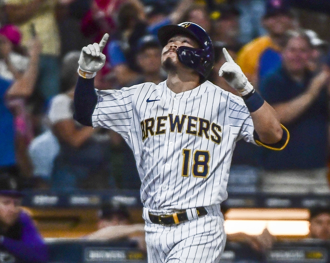 WATCH Brewers rally to beat Rockies in 11 innings