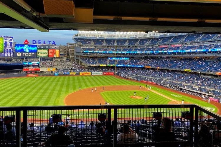 How Many Innings In A Baseball Game? (The Best Info Guide)