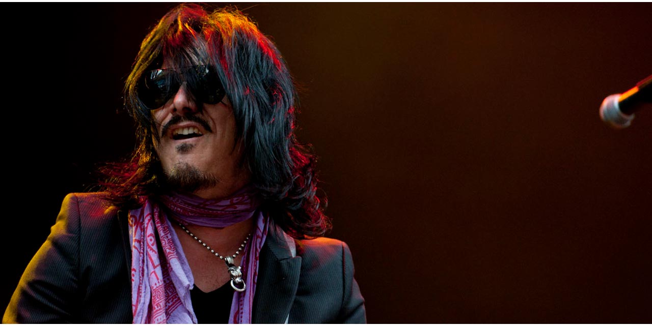 Interview Gilby Clarke Talks GN'R & Oz Tour Spotlight Report
