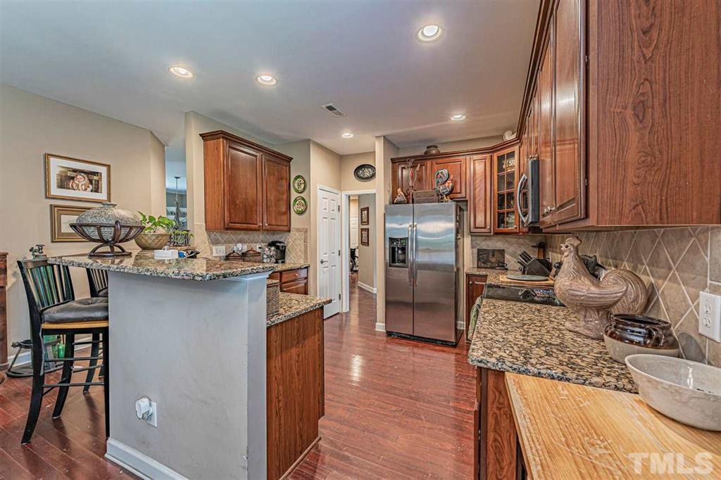 Scots Laurel Spotted Design