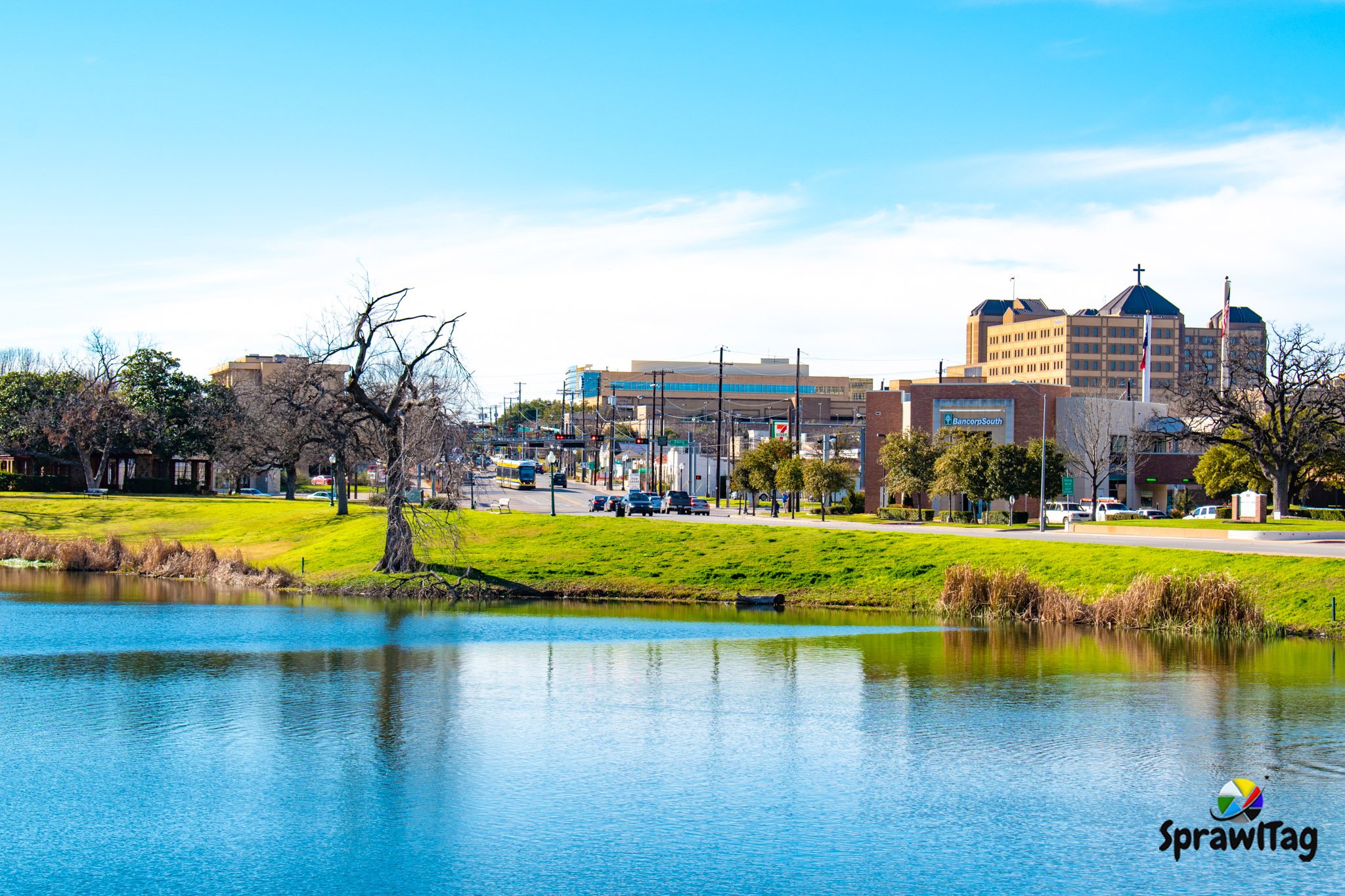 Lake Cliff Park in Dallas Texas. ⋆