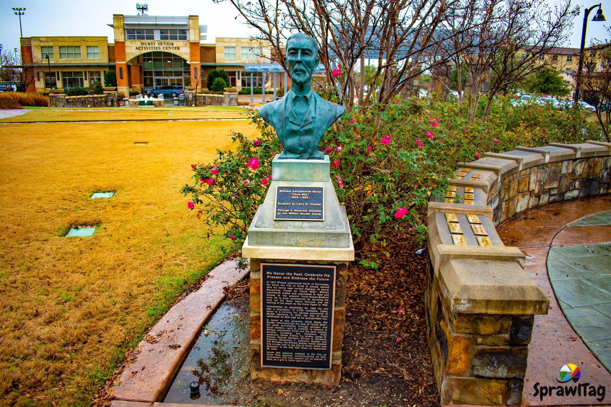 Heritage Village Plaza in Hurst Texas ⋆