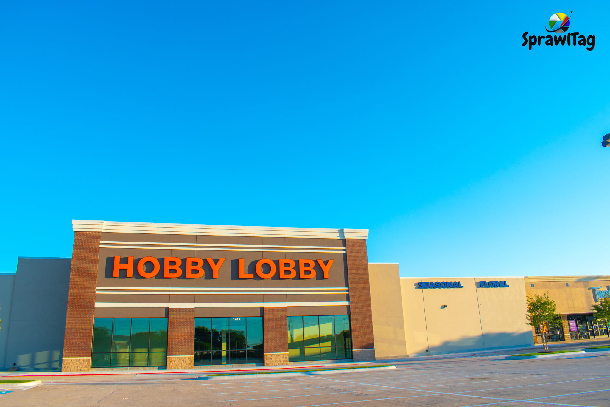 This Hobby Lobby On Pipeline Road in Hurst Texas Was Once A ToysRUs ⋆