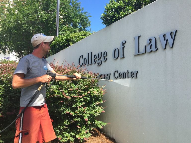 About Us Spray Wash Tallahassee, FL