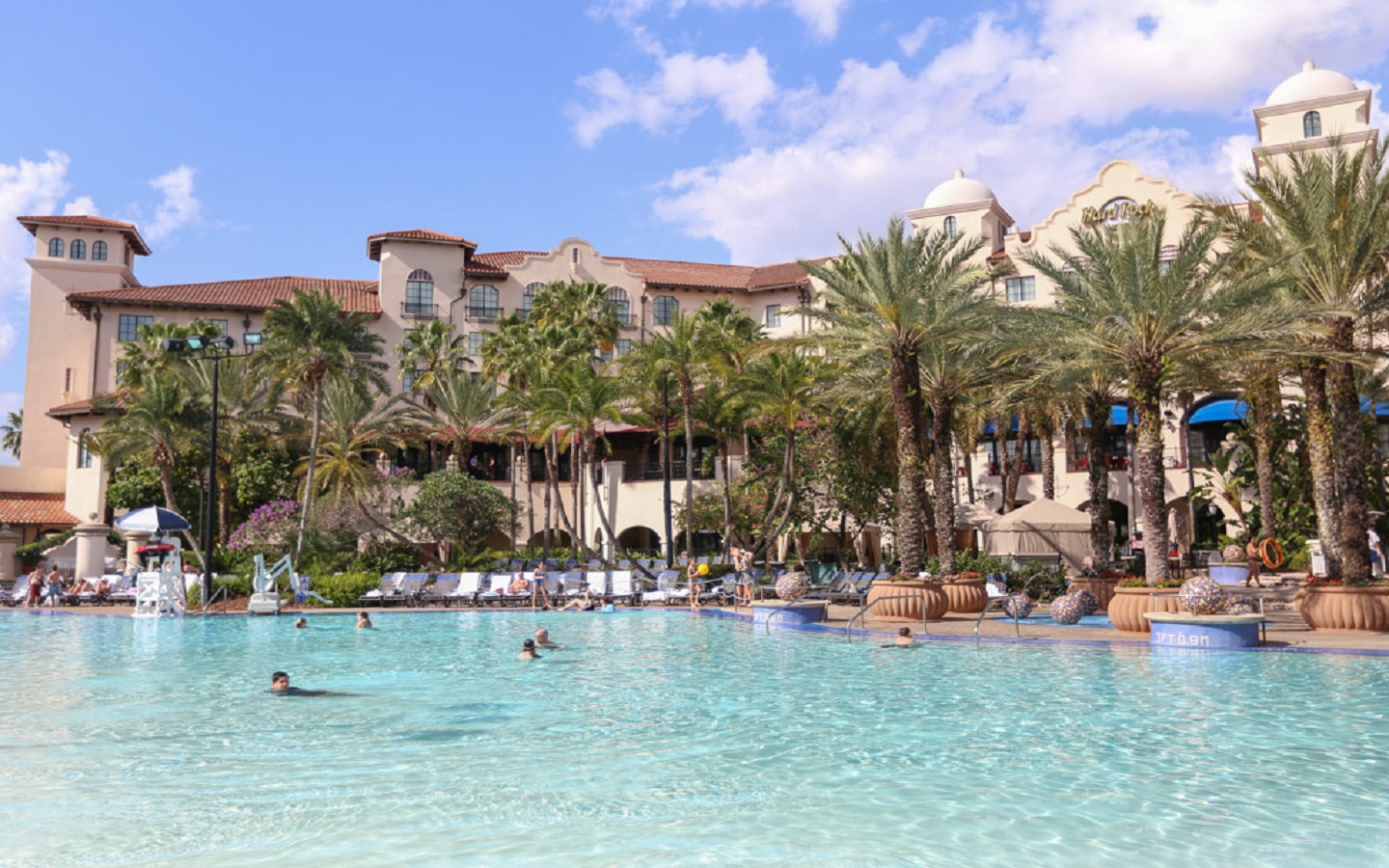 Six Things for Couples to Enjoy Without Kids at Universal Orlando Resort