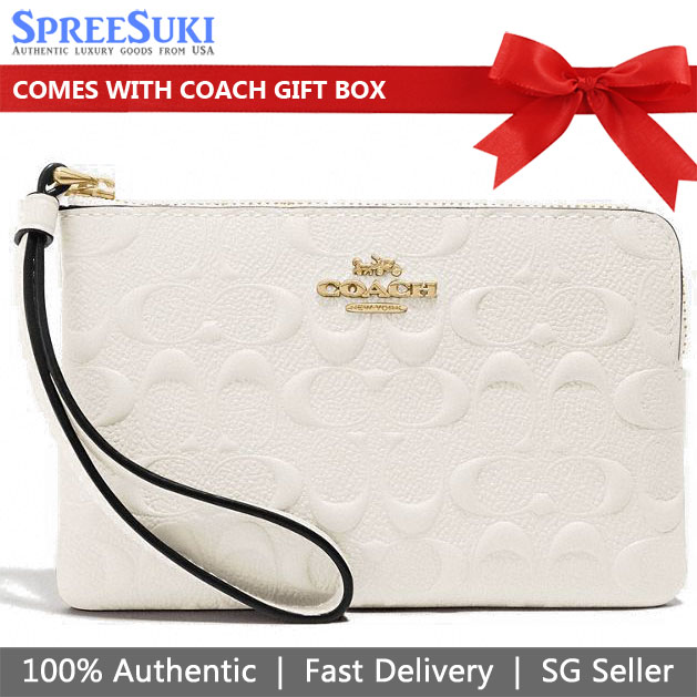 SpreeSuki Coach Corner Zip Wristlet In Signature Leather Chalk Off