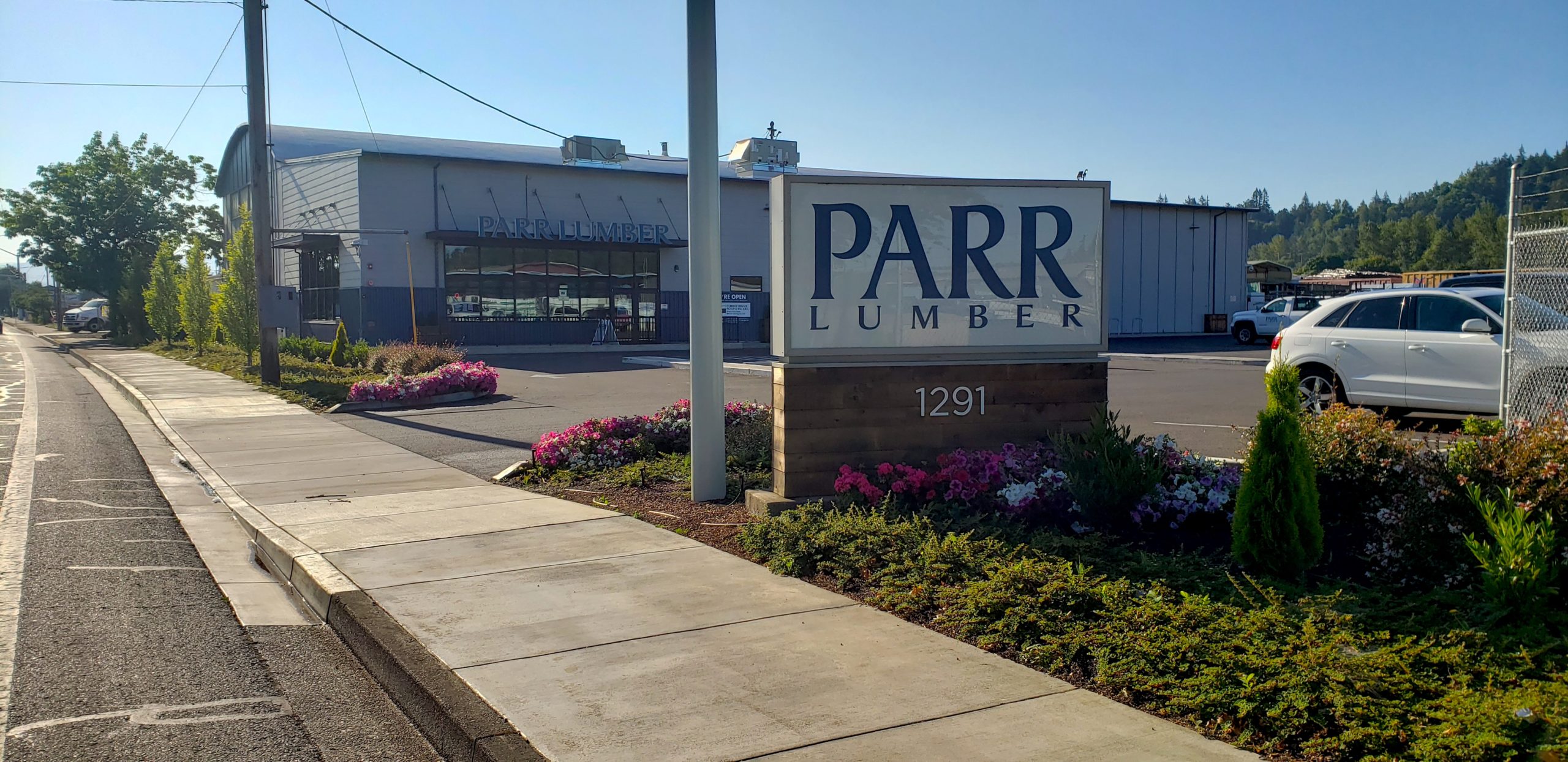 Business After Hours at Parr Lumber Springfield Bottom Line
