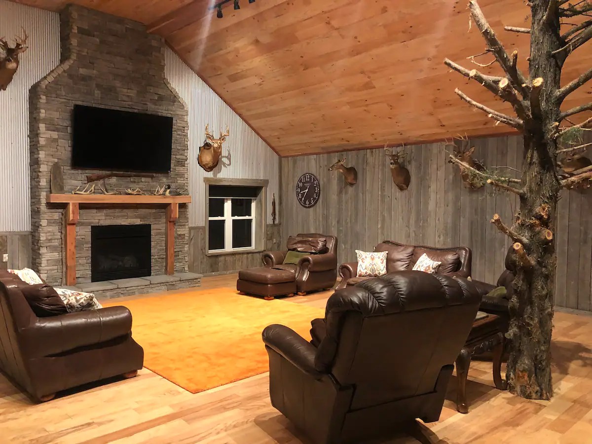 Lofty Lodge on the Bourbon Trail Visit Springfield, Kentucky