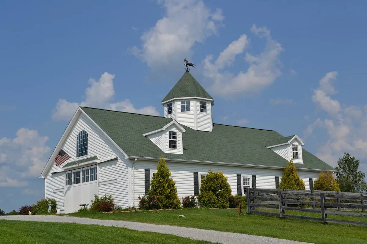 The Getaway in Bourbon Country... with Breakfast Visit Springfield