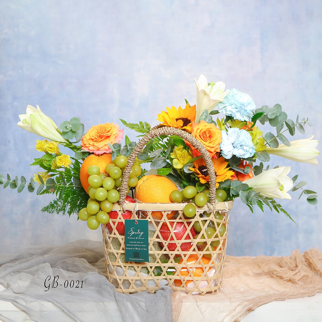 Gift Basket GB0021 Spring Flowers and Decor