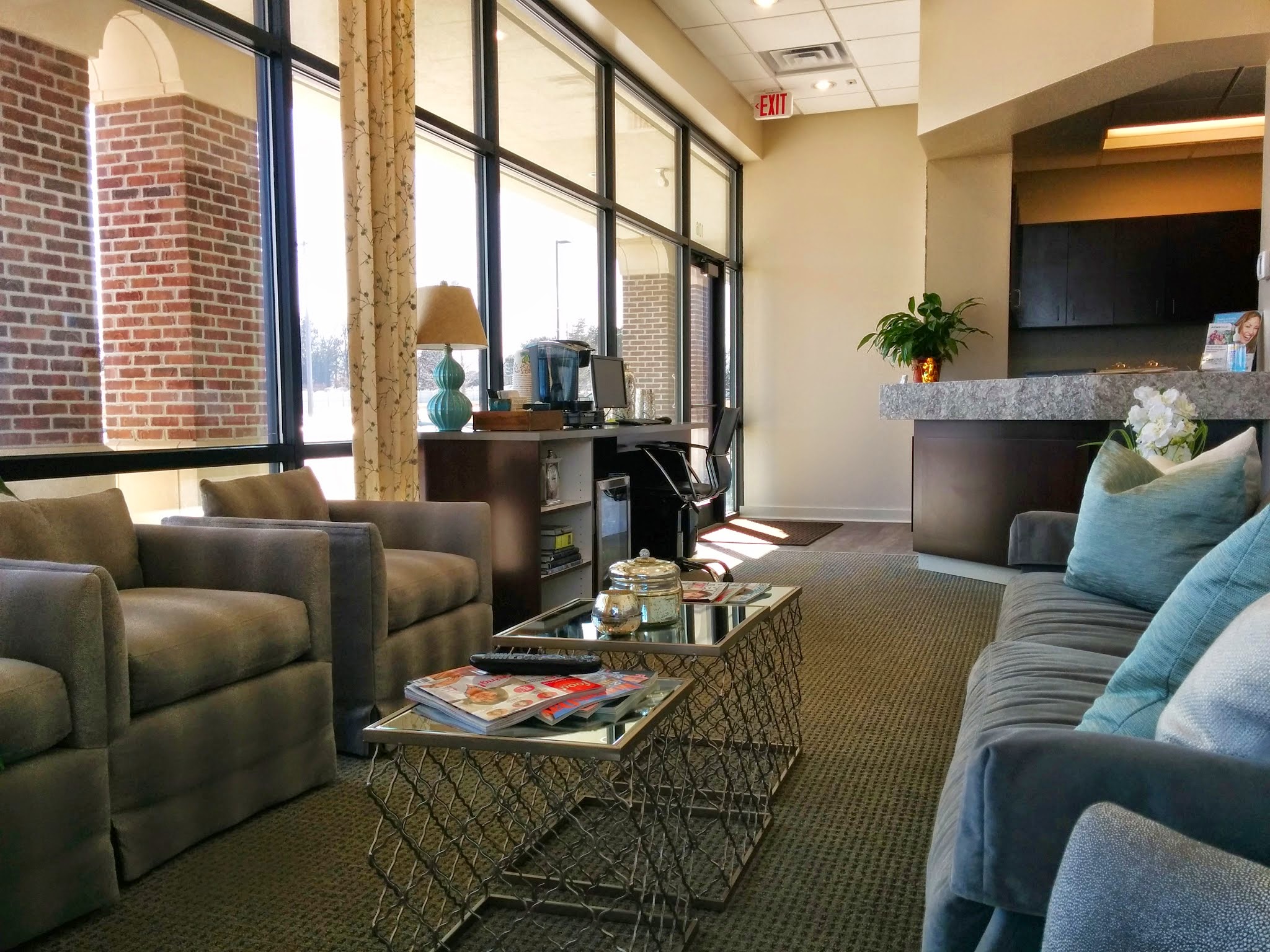 SpringHill Dental Dentist Omaha, NE 68135 Family and Aesthetic