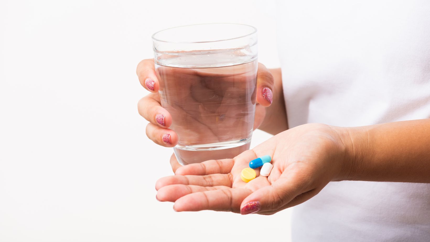 Can You Take Tylenol and Mucinex DM Together? Alternatives, Risk, and