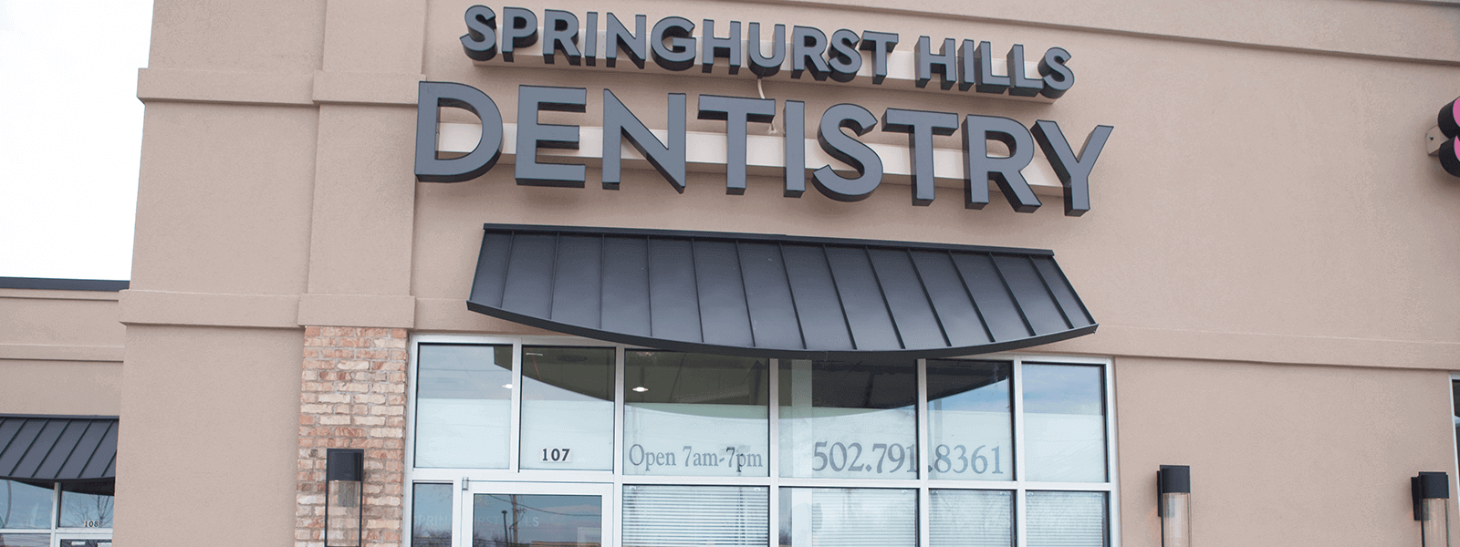 Dentist in Louisville, KY Dr. Tran Springhurst Hills
