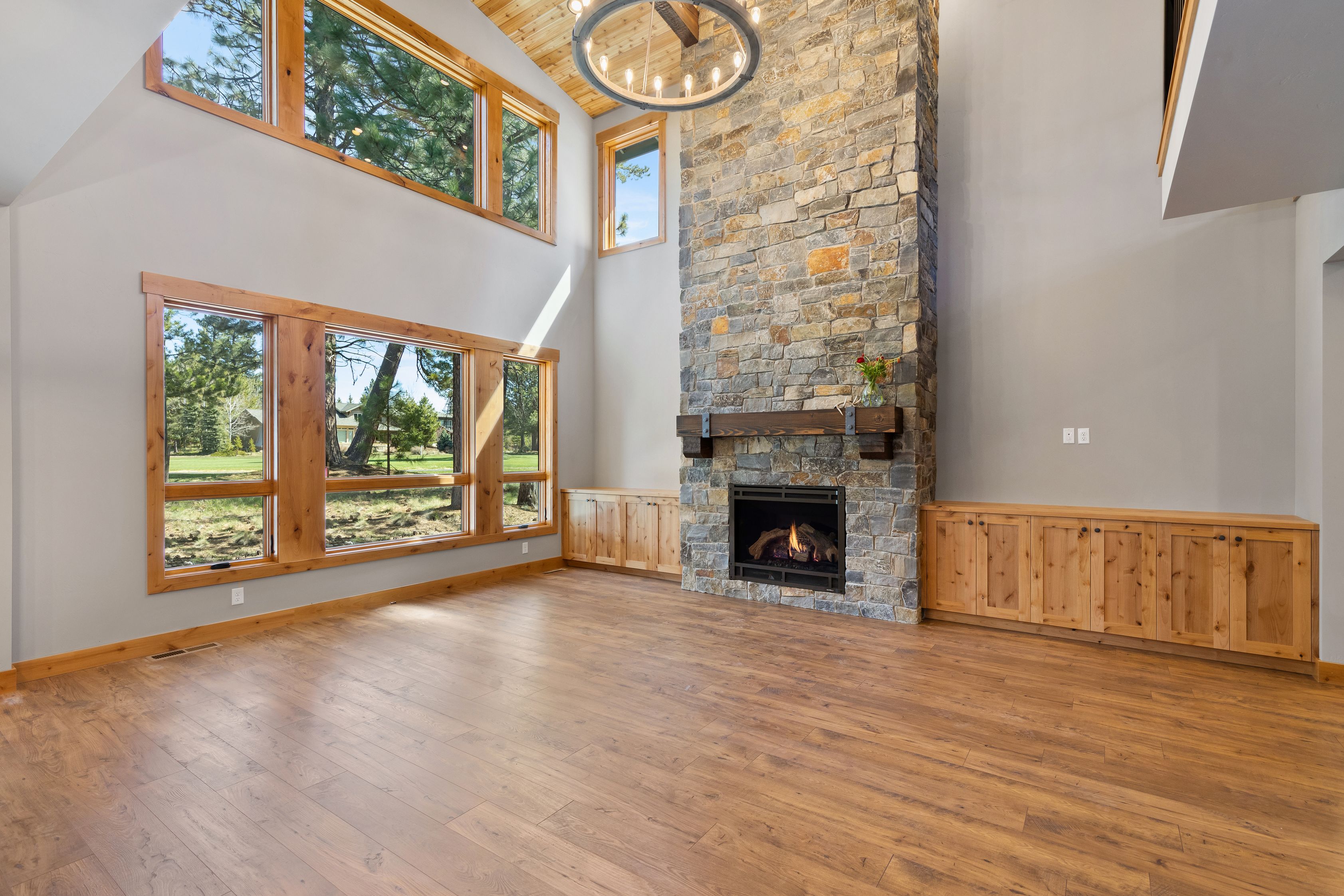 Arched Beams Sunriver SPRING RIVER BUILDERS