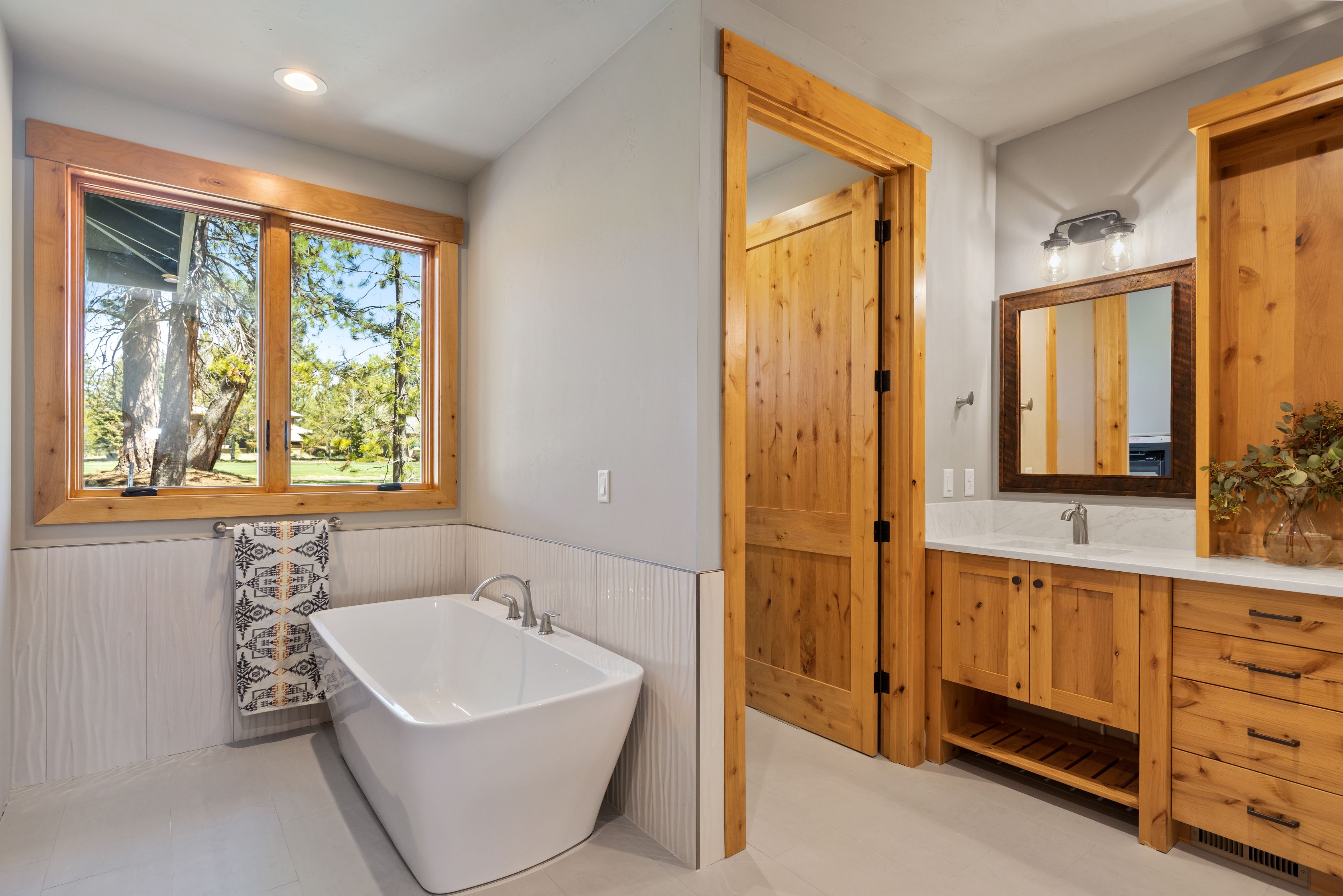 Arched Beams Sunriver SPRING RIVER BUILDERS