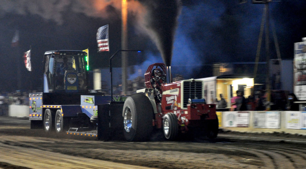 Gallery Springville Tractor Pullers Association