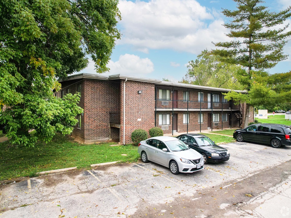 Springwood Apartments Apartments in Saint Louis, MO