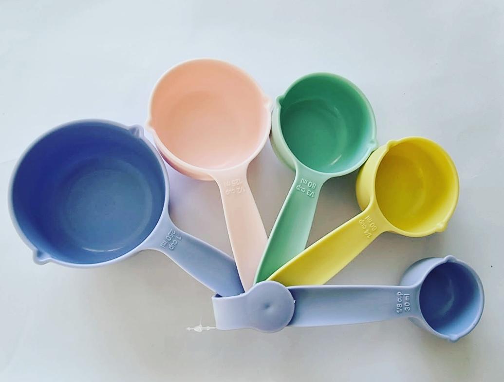 Measuring Cups Pastel 5 Piece Sprinkles and Spice