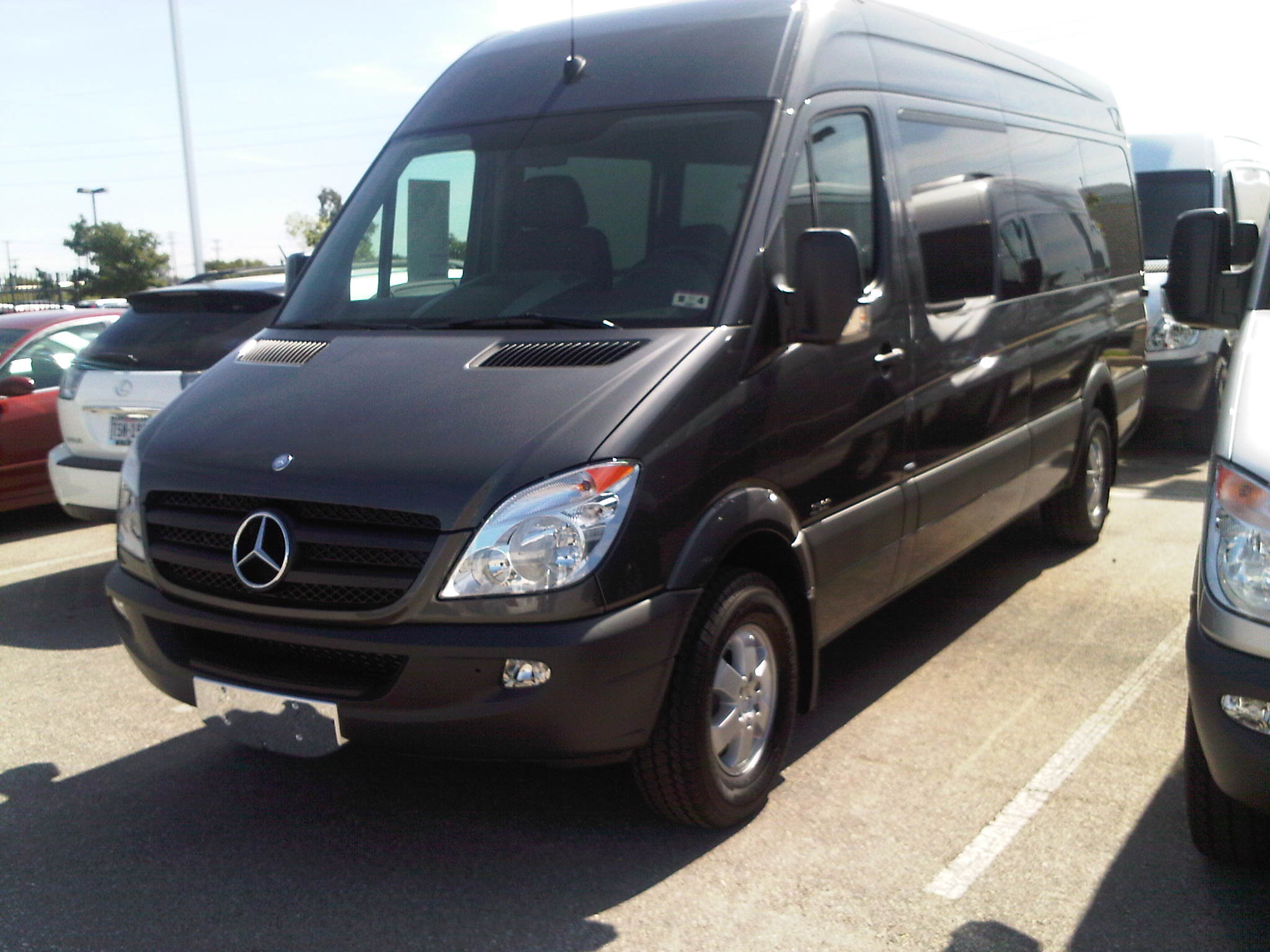 Van Nuys Chrysler Dodge Jeep Ram 15 Passenger Van Rental Austin Airport