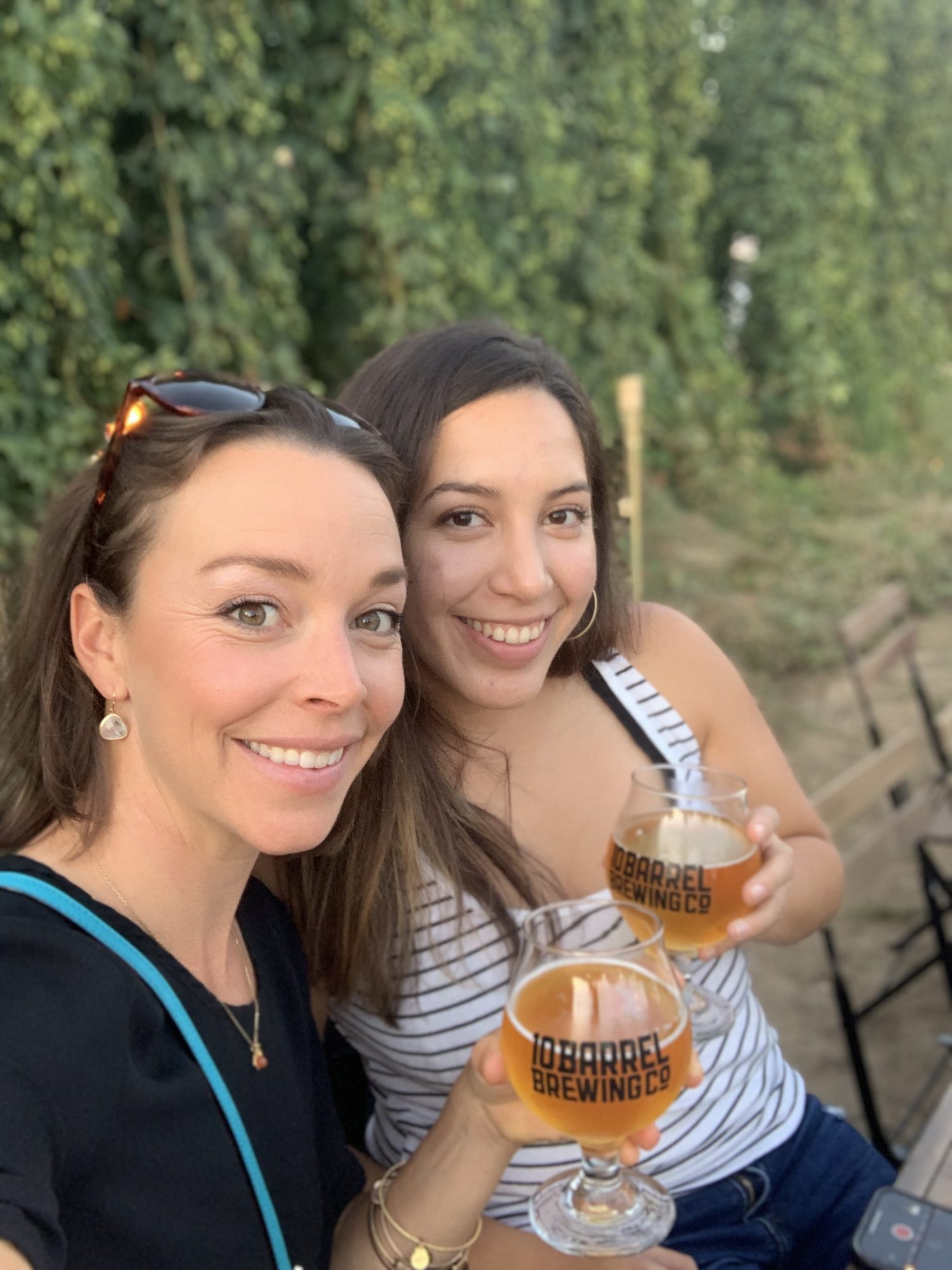A photo of Sarahi and I cheersing to the first beer paired to start the dinner and the wonderful evening. For more food and travel posts be sure to follow me at www.sprouting-vitality.com or on instagram at sproutingvitality. #kenzinthekitch or #mckenzieonthemove