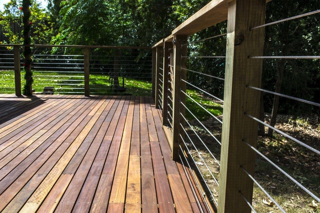 Spotted Gum Deck With Handrail & Balustrade Spruce Quality Decks