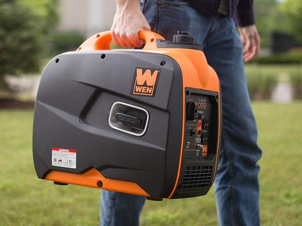 The Best Small Generators to Power Through Emergency Outages in 2021 SPY