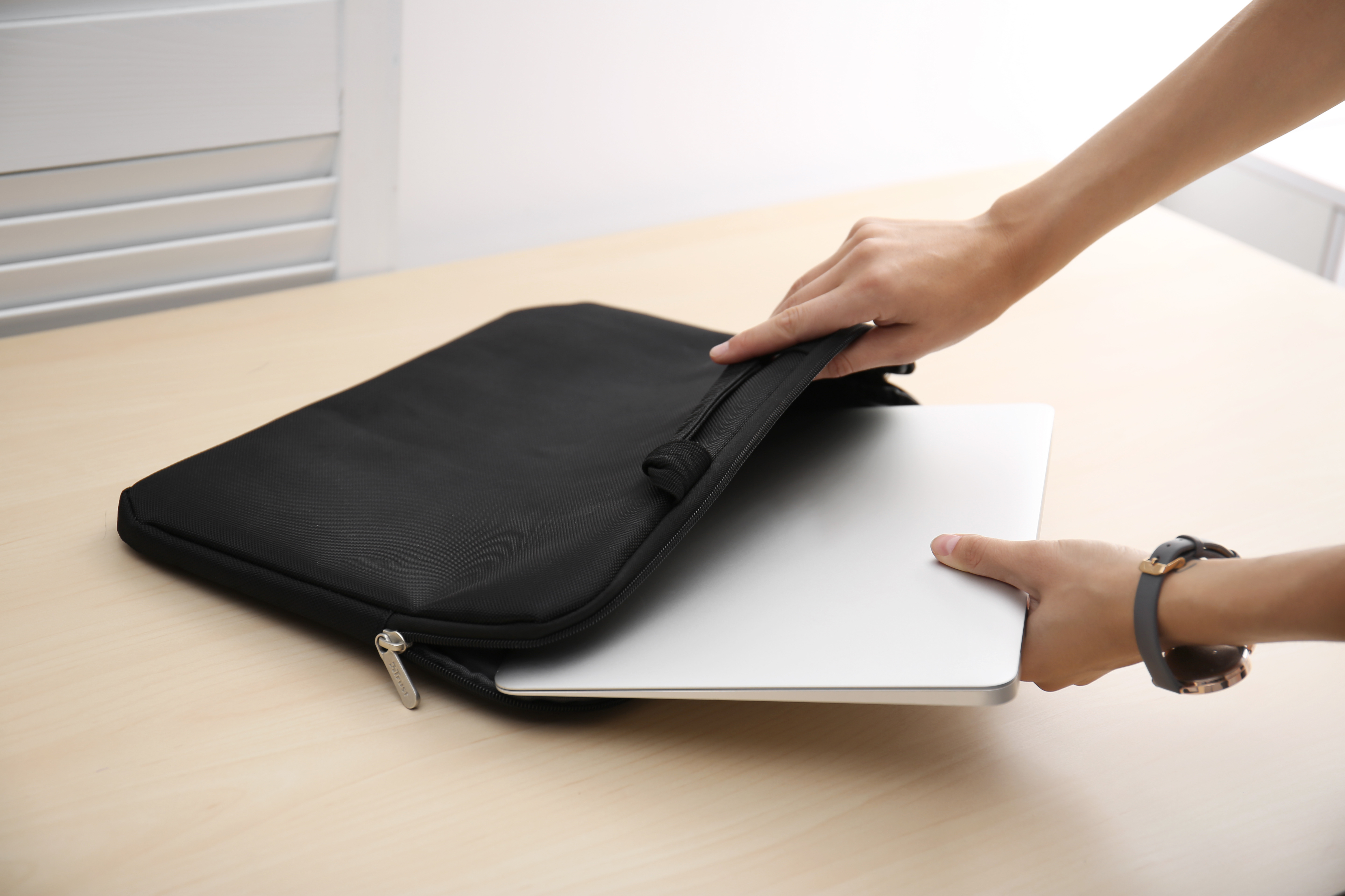 The Best Protective Cases to Keep Your Laptop Safe and Secure SPY