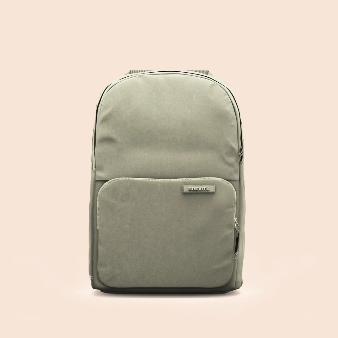 The 10 Best Bags for Teachers Headed Back To School In 2022