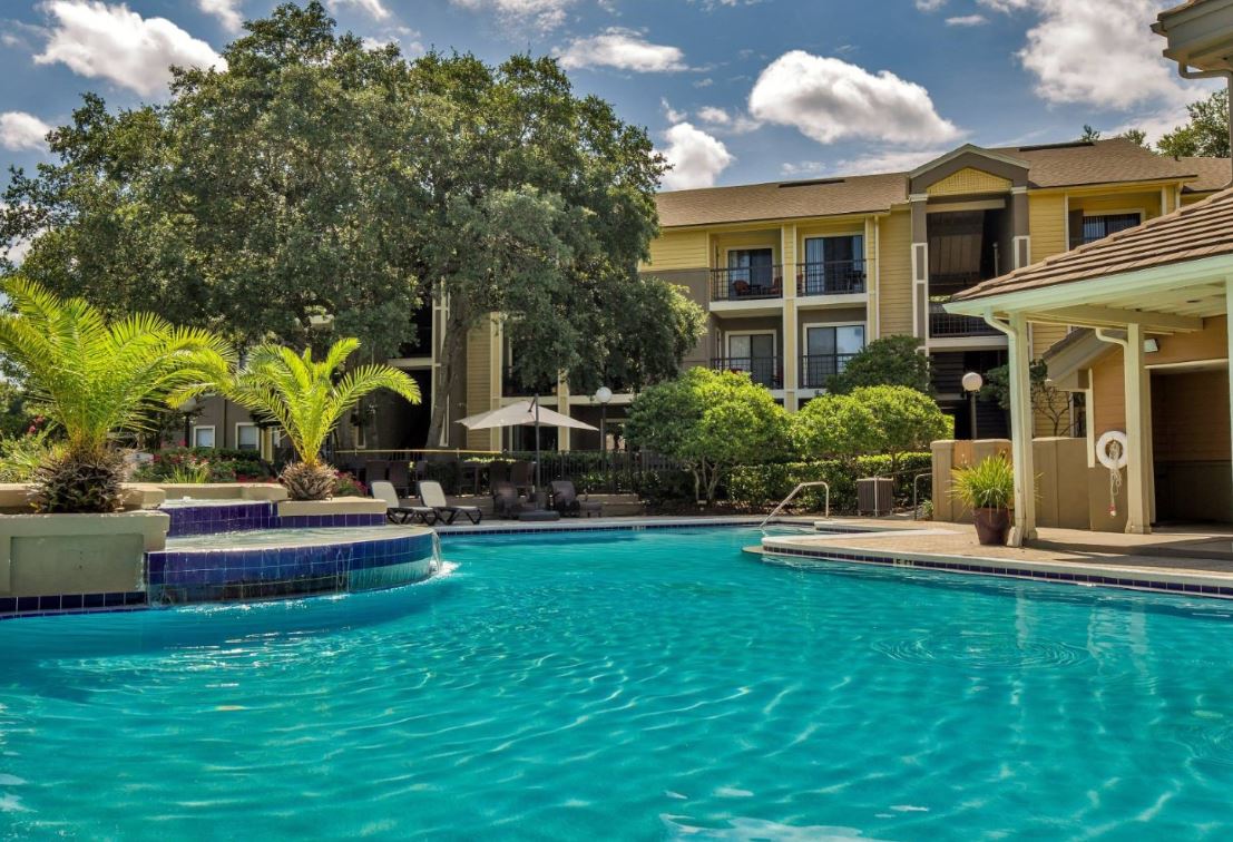 the meridian apartments in jacksonville florida Shower Chronicle