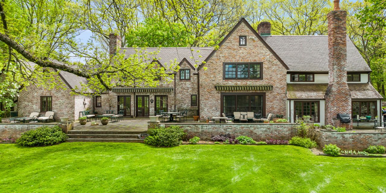 Hollywood Legend Tallulah Bankhead’s New York Country Estate Spy Holly