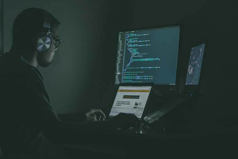 Cómo hackear un teléfono móvil de alguien a distancia sin
