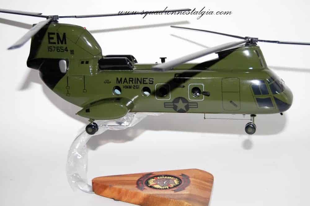 HMM261 Raging Bulls CH46 (157654) Model Squadron
