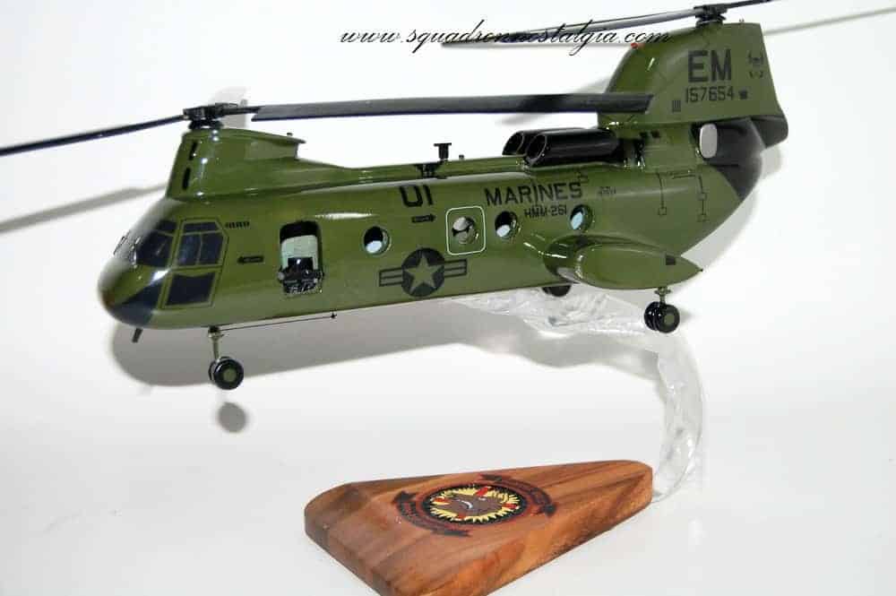 HMM261 Raging Bulls CH46 (157654) Model Squadron