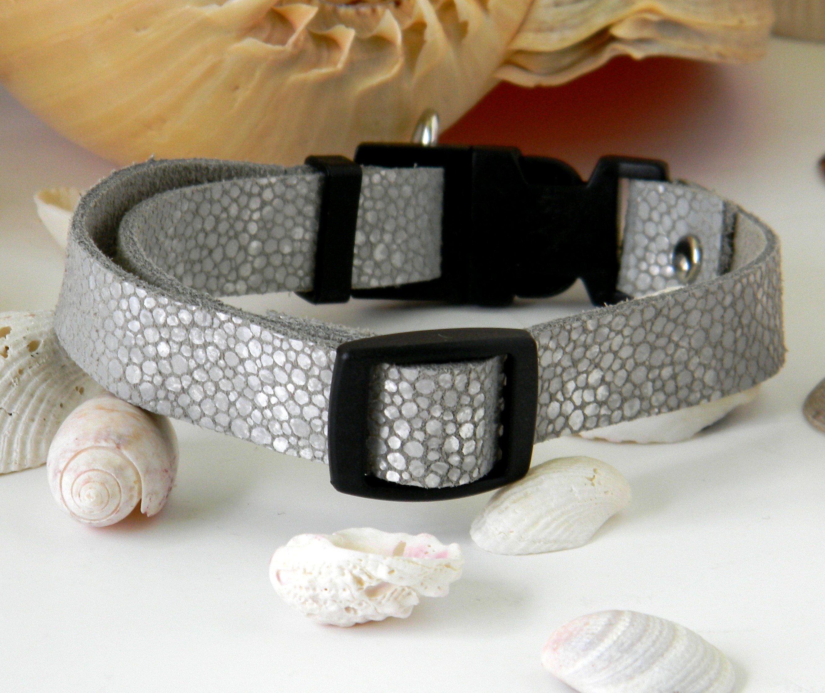 SILVER/GRAY G112 Leather Dog Collar from OnThePetWalk