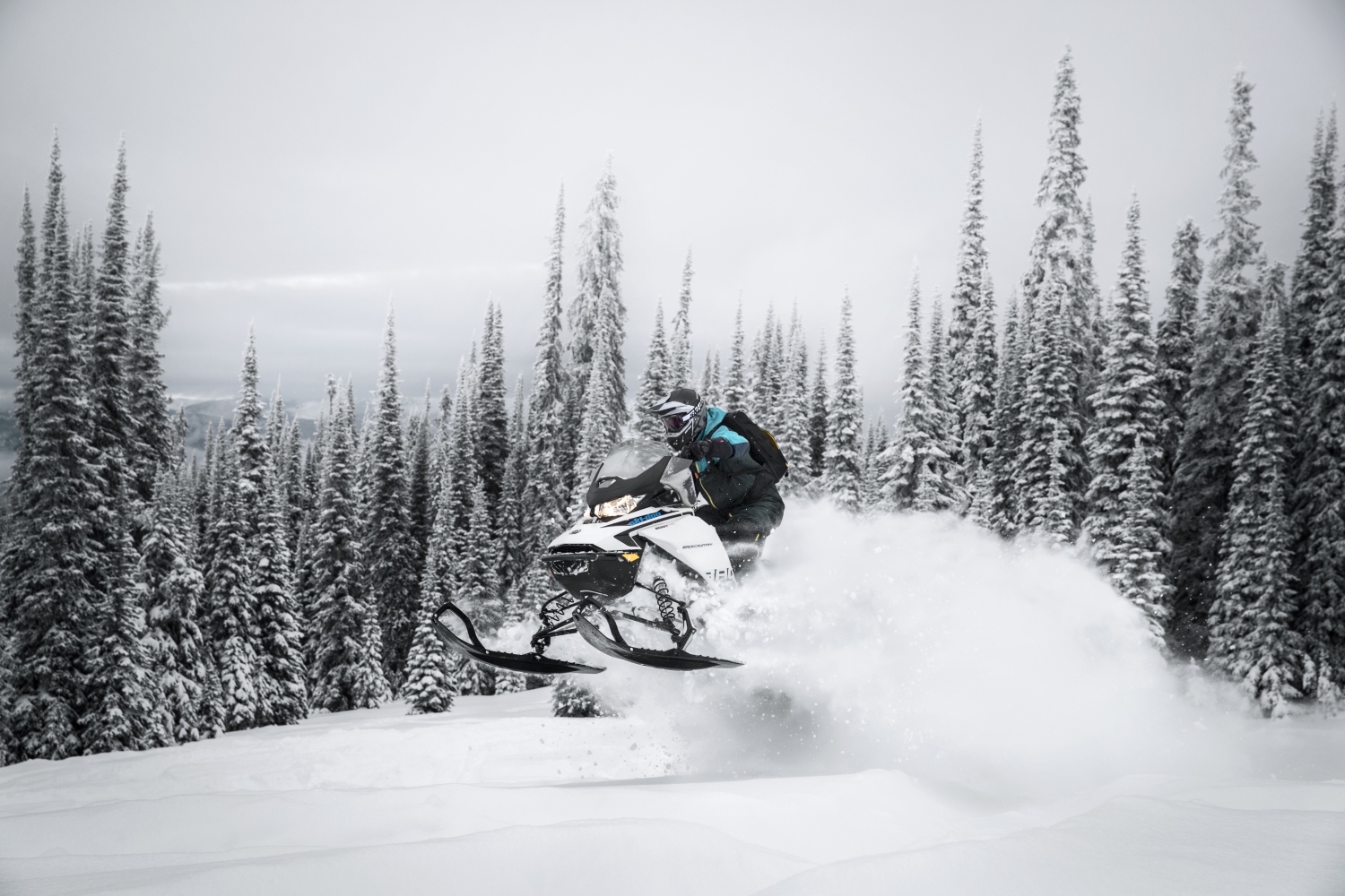 Your Guide to Snowmobile Gear Lakes Area Powersports Walker, MN (218