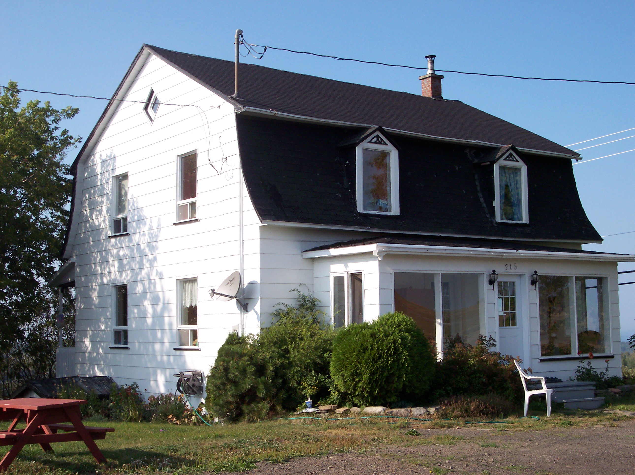 215, avenue de SaintValérien Société rimouskoise du patrimoine