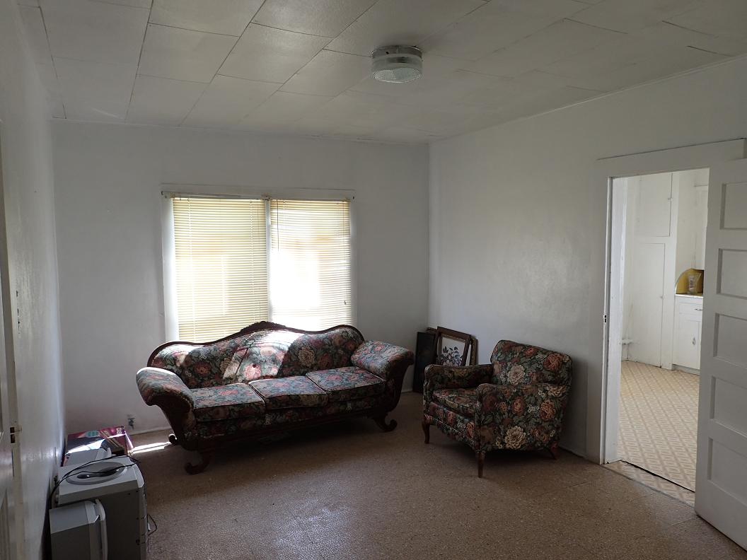 116 Avenue C, Sanderson, Texas