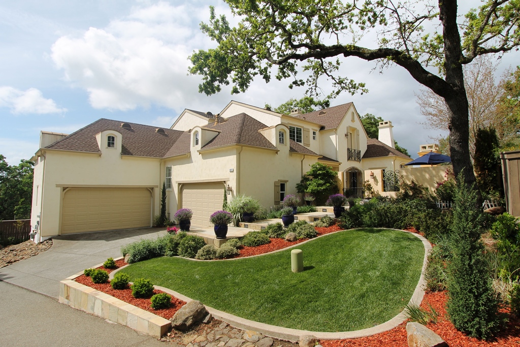 Valley Howarth Heights Family Home Doug Swanson Estates