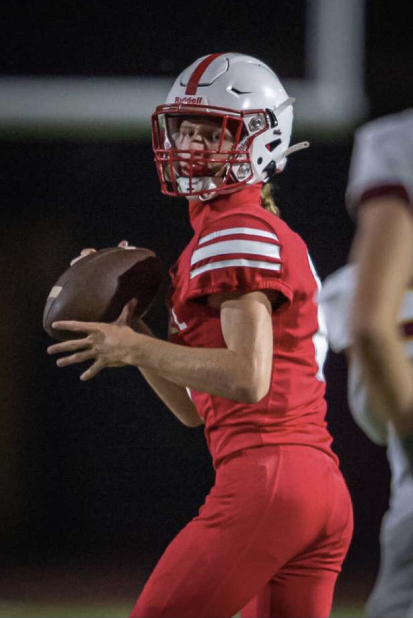 San Rafael’s Very Own Goldilocks Leads the Football Team to a Season of