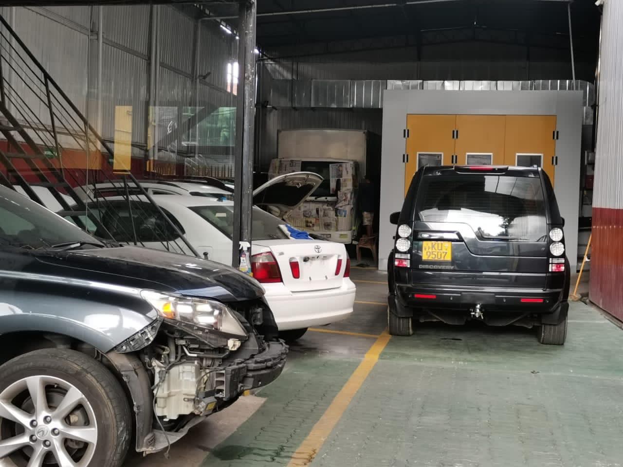 COLOMBO AUTO SERVICErajagiriya vehicle servicevehicle interior