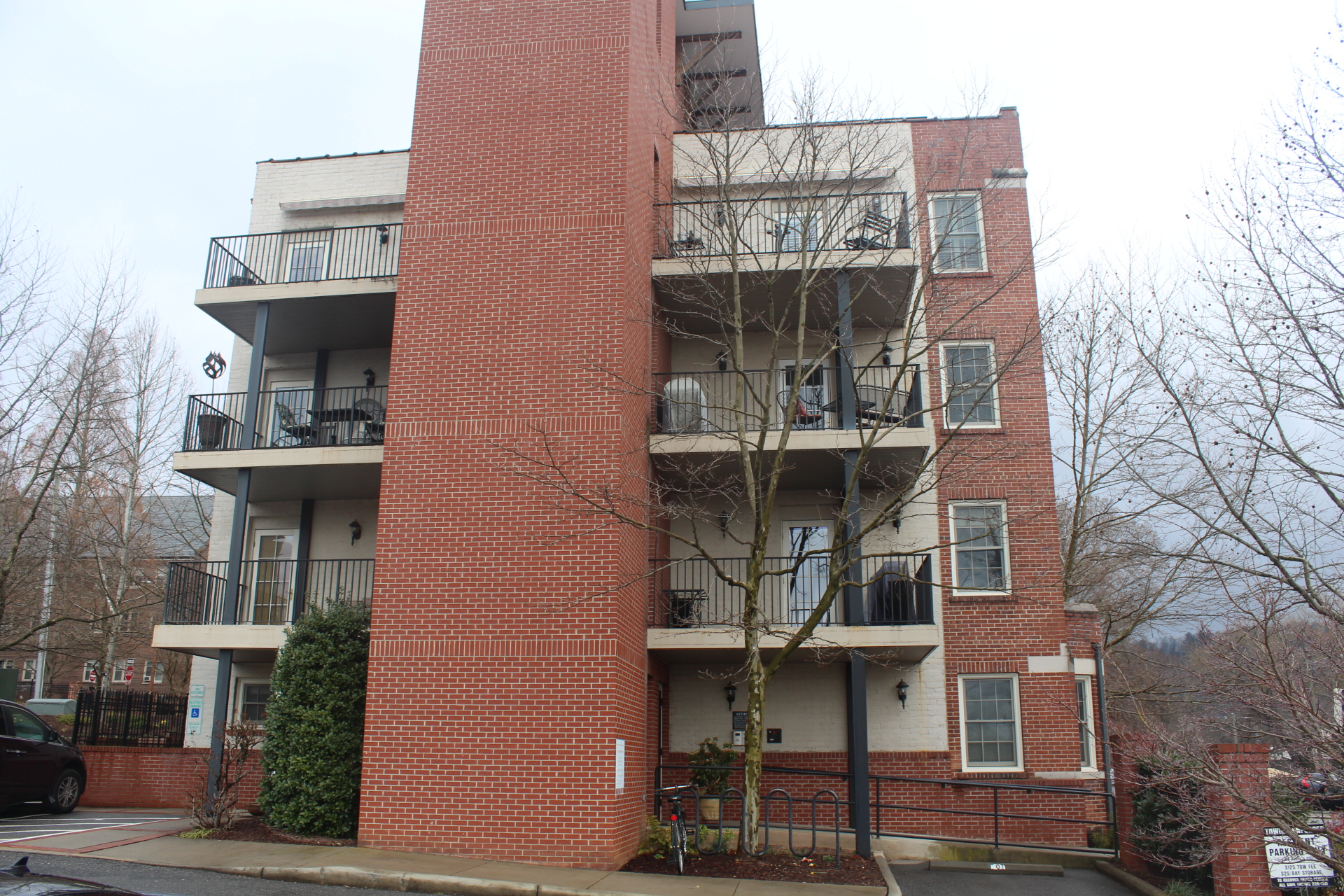 Aston Condos Skyline Restoration & Maintenance