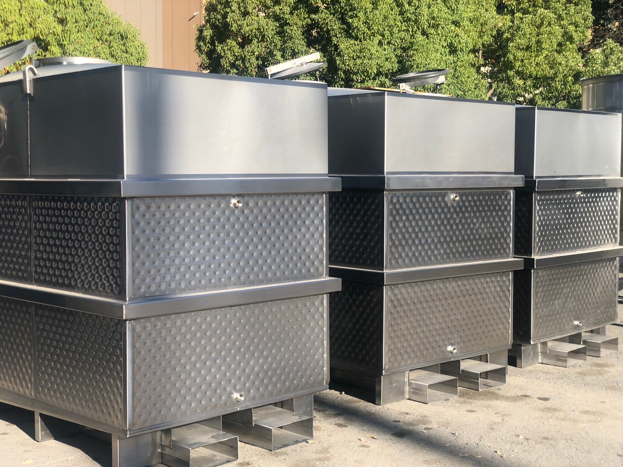 GALLERY OF TANKS Santa Rosa Stainless Steel