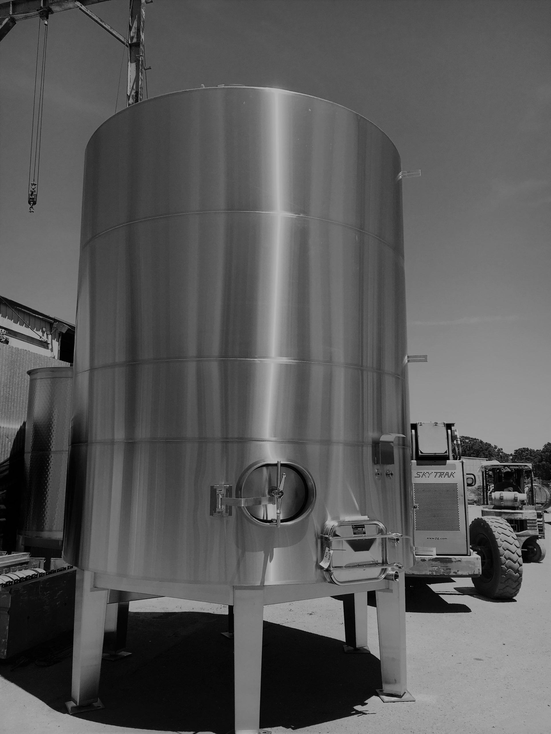CUSTOM WINE TANKS Santa Rosa Stainless Steel