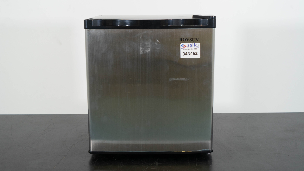Rovsun Mini refrigerator | Surplus Solutions