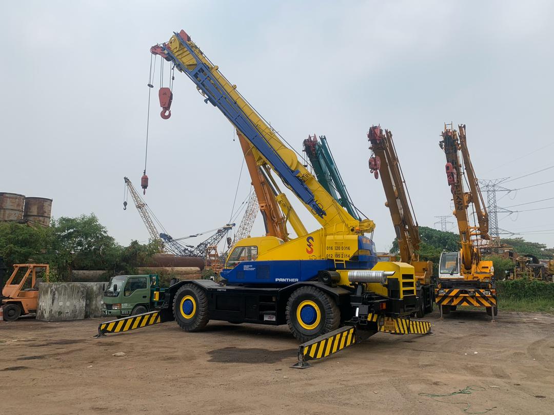 All type Trucks and Crane Provider Malaysia KL selangor