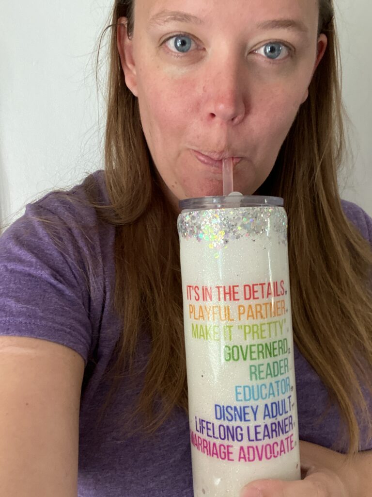 Pouring Out Your Personality How to Make a Personalized Cup with Reflective Descriptions