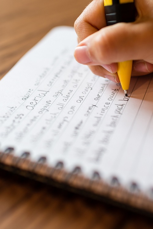 Building Descriptive Writing Skills Through Visual Art Classroom